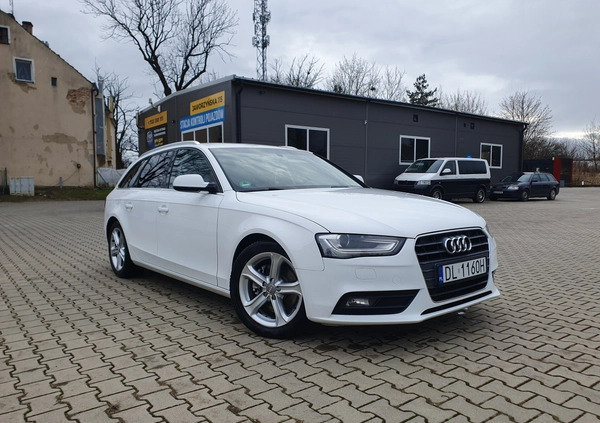 Audi A4 cena 45900 przebieg: 269000, rok produkcji 2013 z Legnica małe 92
